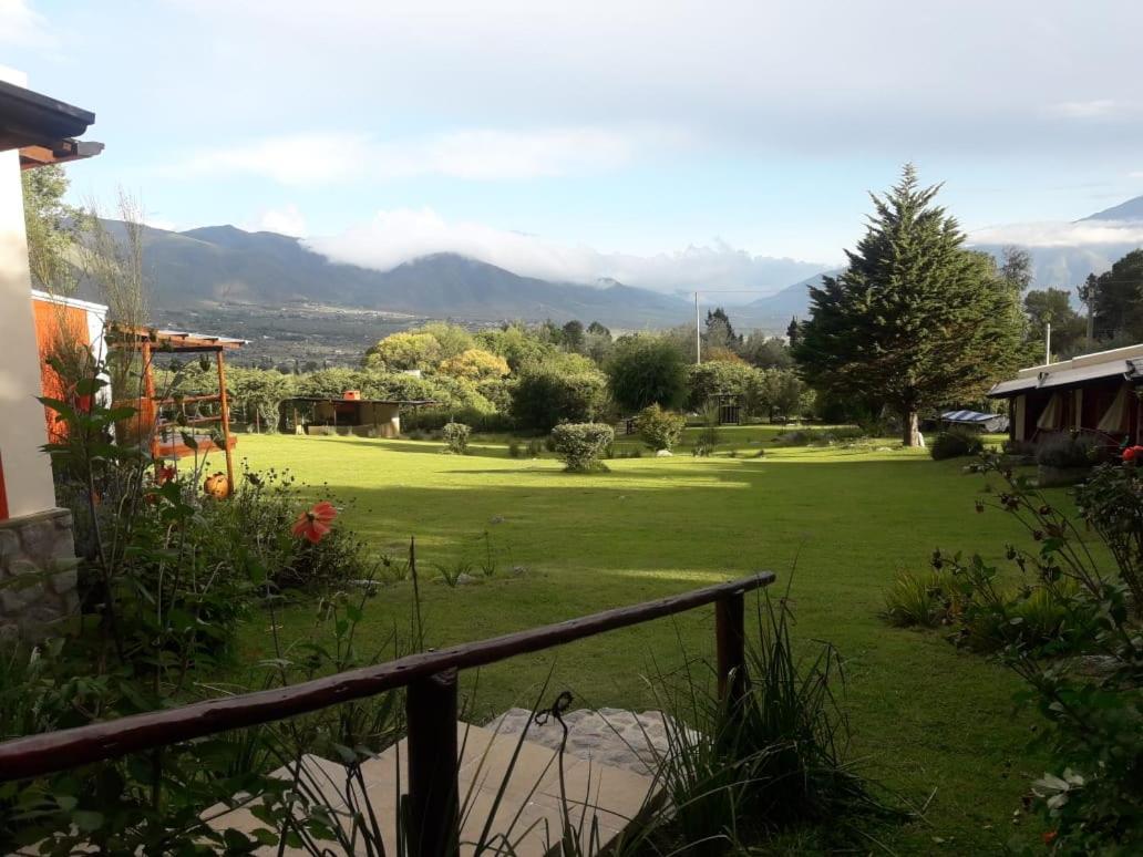 Posada La Sonada Tafí del Valle Exterior foto