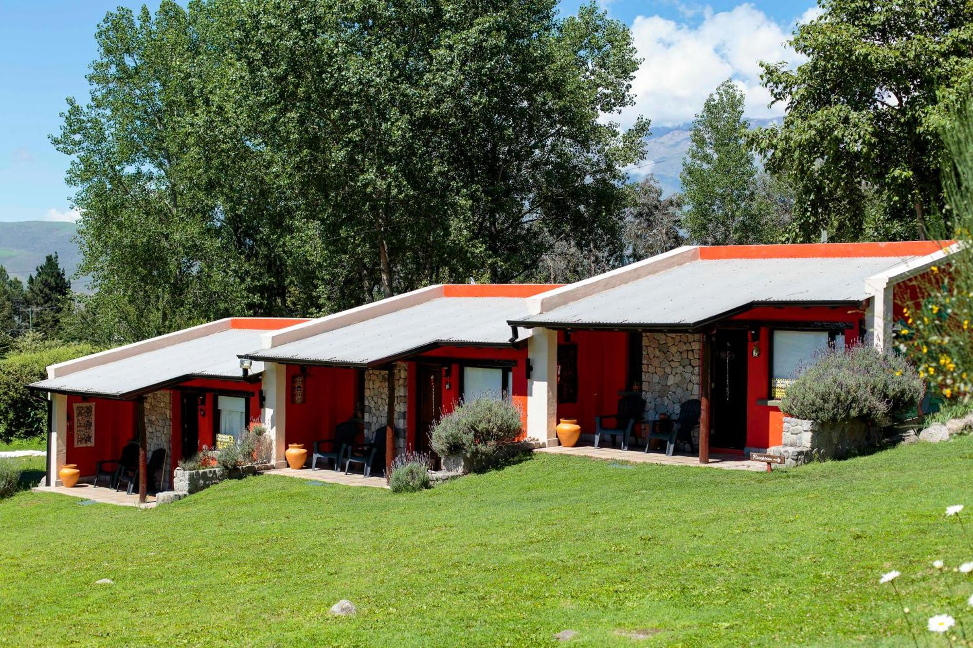 Posada La Sonada Tafí del Valle Exterior foto