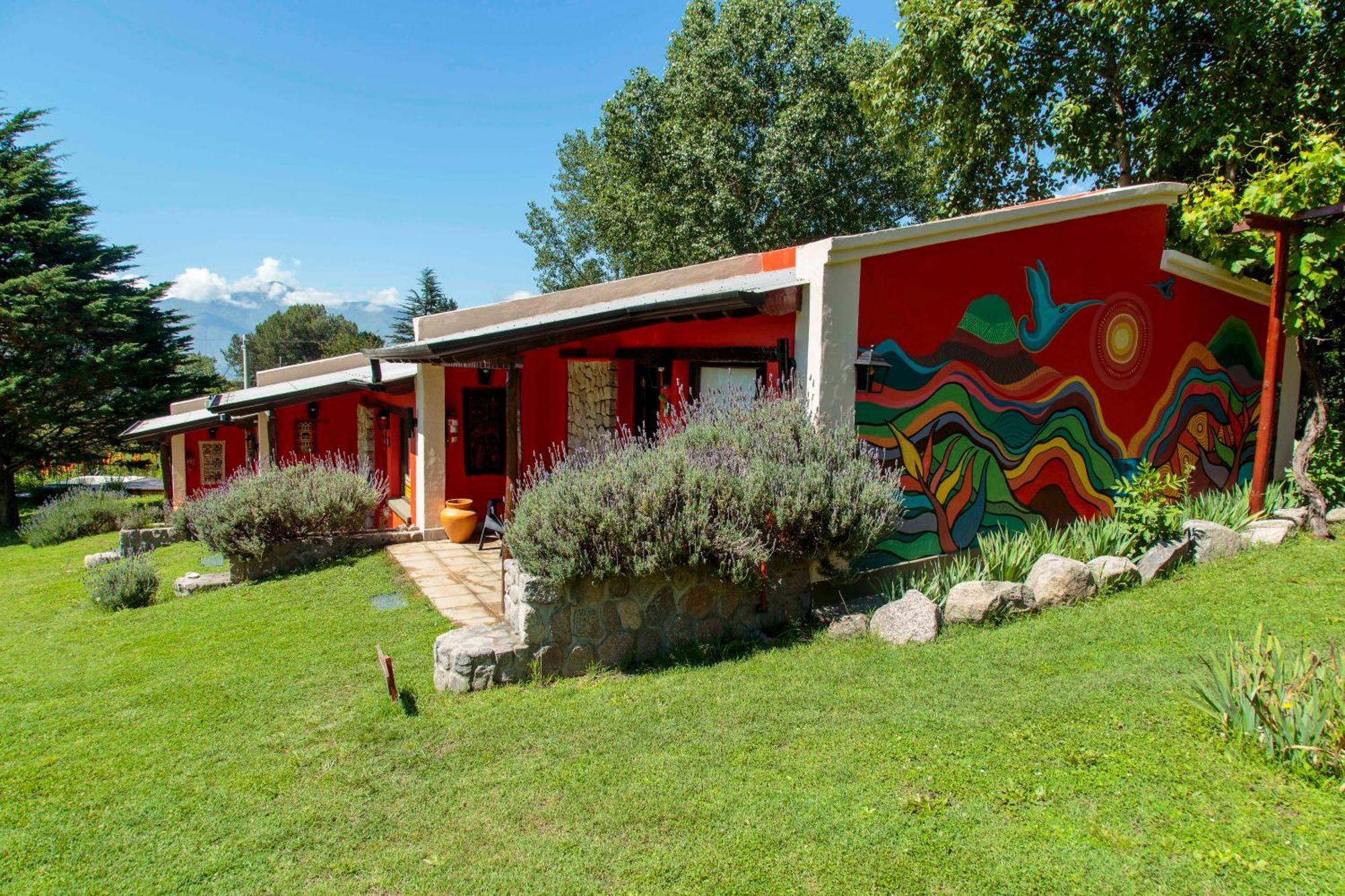 Posada La Sonada Tafí del Valle Exterior foto