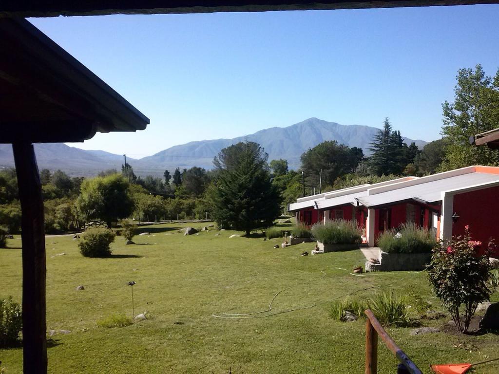 Posada La Sonada Tafí del Valle Exterior foto